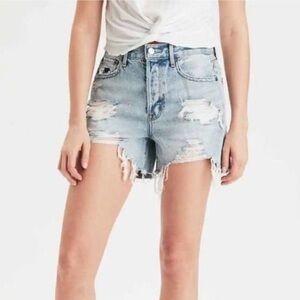 American Eagle 90’s Boyfriend shorts